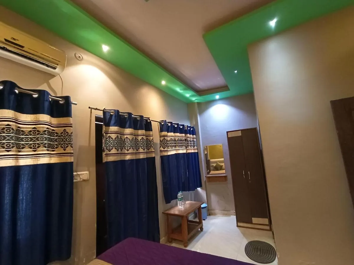 @Shree Sai Paying Guest House Varanasi 0*,  Índia